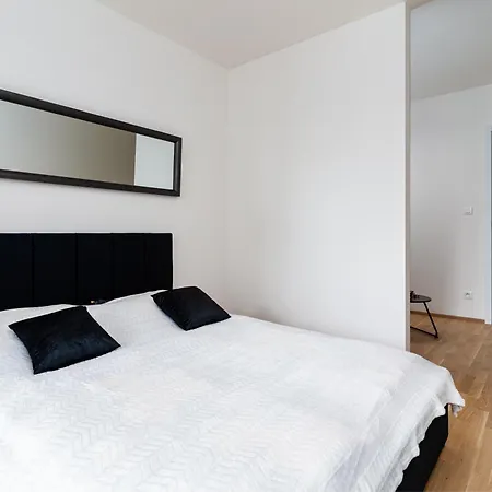 Bright Royal Elegance Apartman Prága