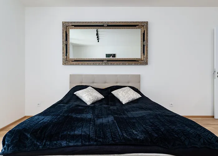 Bright Royal Elegance Appartamento Praga